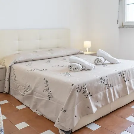 Casa Al Mare Le Campanelle * 佩斯科勒海滨